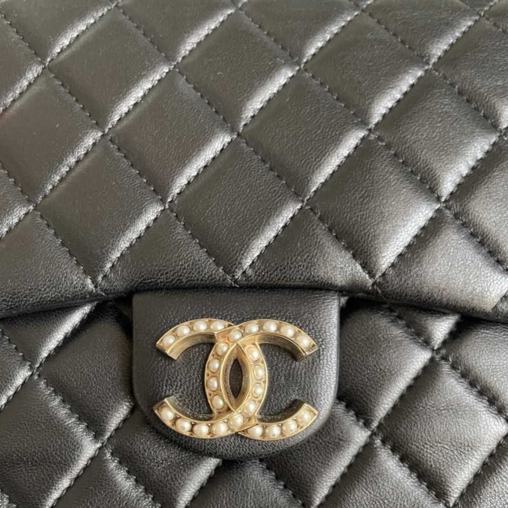 100AUTH CHANEL Pearls Black Calf Reissue Flap Bag - Picture 11 of 11